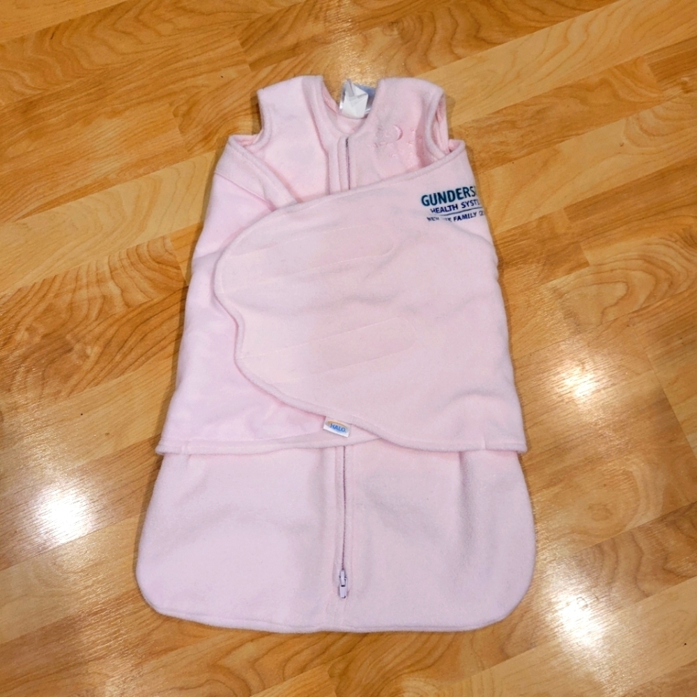 Halo Fleece Sleep Sack Swaddle Size Newborn 0-3 Months Pink